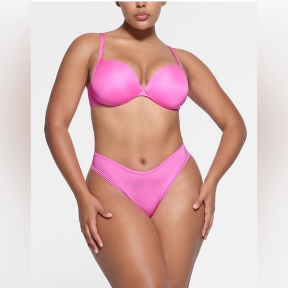 Skims FITS EVERYBODY SUPER PUSH-UP BRA | COLOR: NEON ORCHID | NEW/NWOT!!🩷🩷 - Picture 1 of 7